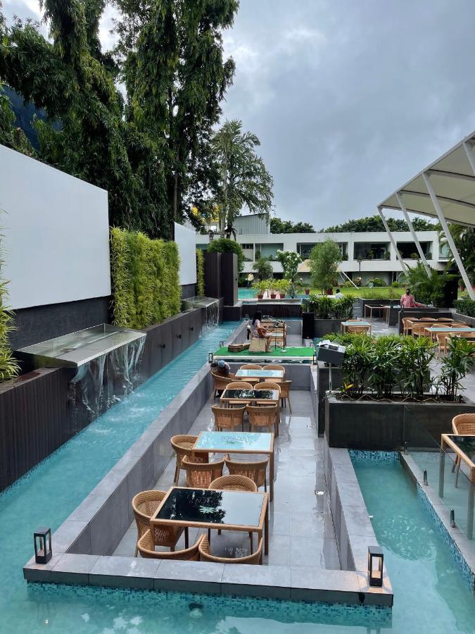 Lch Fitness Hotel Indore Exterior photo